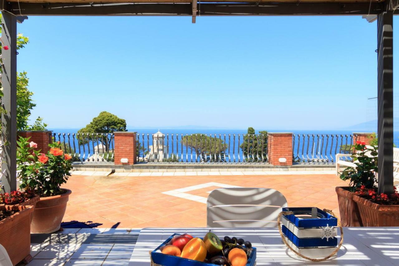 Aquamarine Relaxing Capri Suites Екстер'єр фото